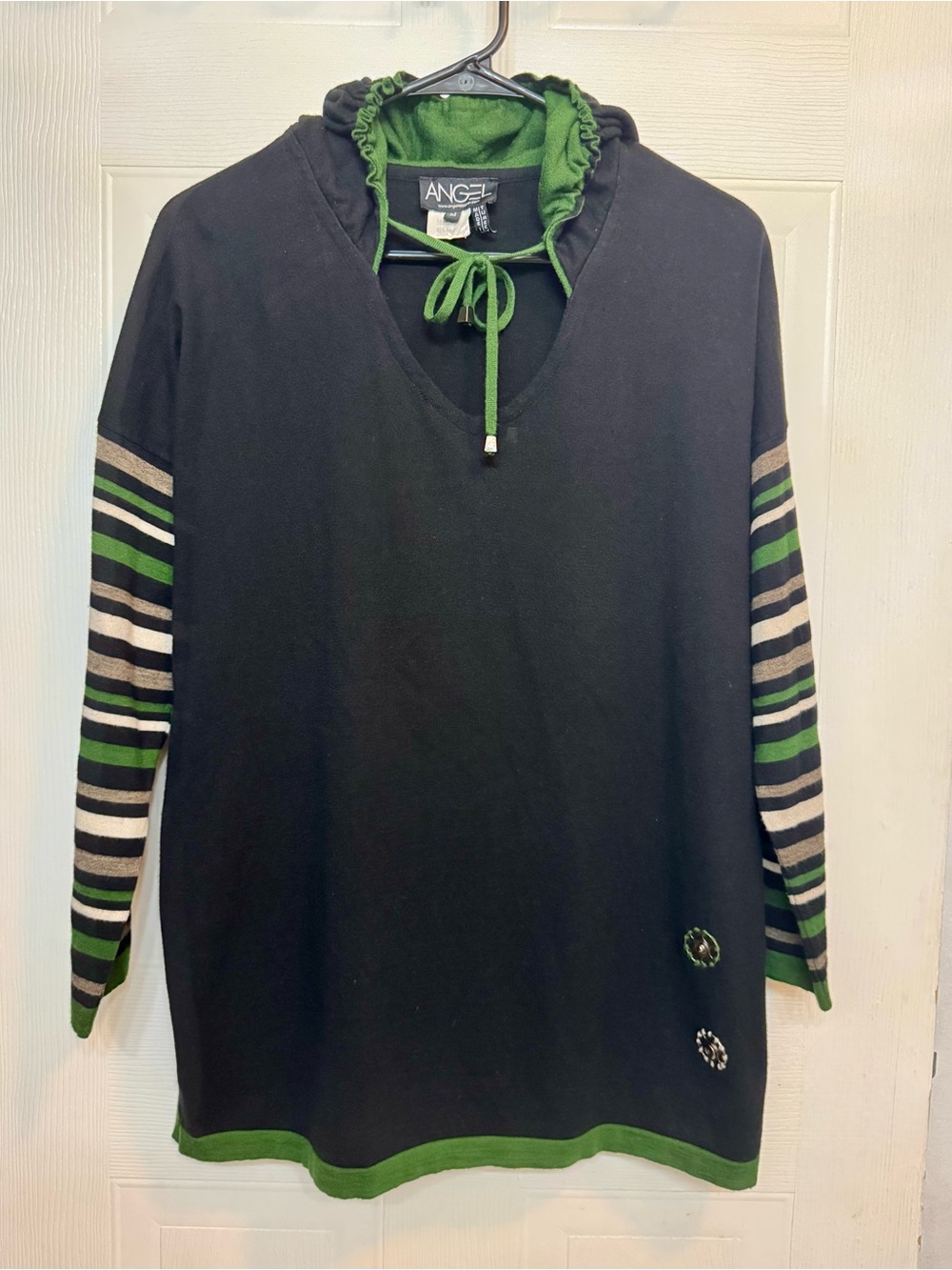 ANGEL New York Black Green Knit Hoodie Striped Sleeve Tunic Sweater M